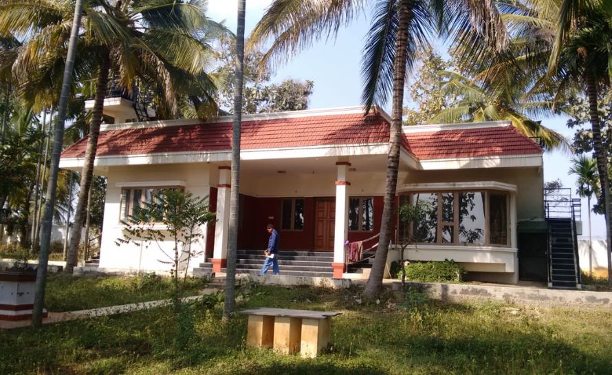 Doddahalladamara Farm House